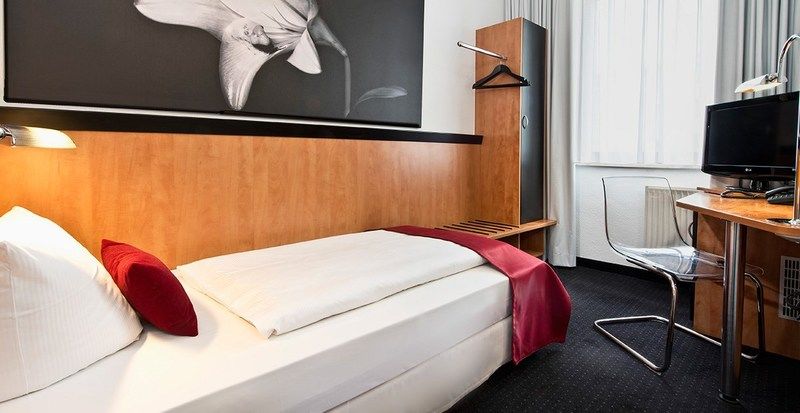 Max Brown Hotel Midtown, Part Of Sircle Collection Düsseldorf Zewnętrze zdjęcie